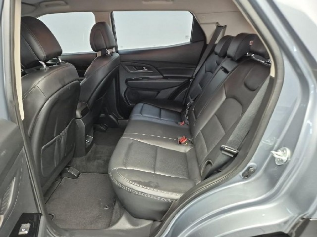 6101501588R12.jpg