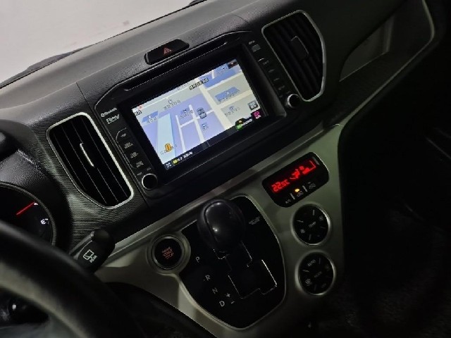 6101001589R10.jpg