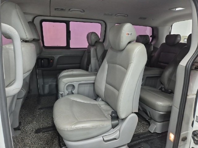 6081000468R12.jpg