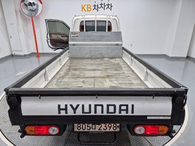 6101000682R17.jpg