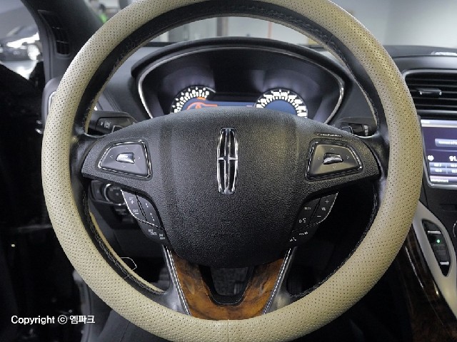 6081500332R8.jpg