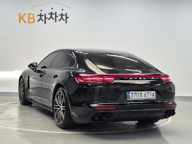6101500584R2.jpg
