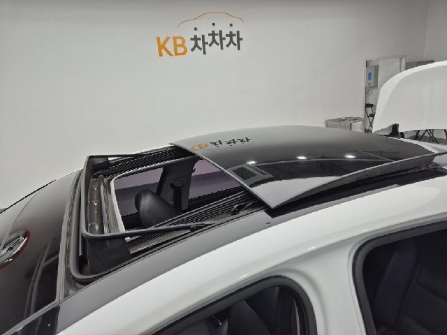 6101001997R13.jpg