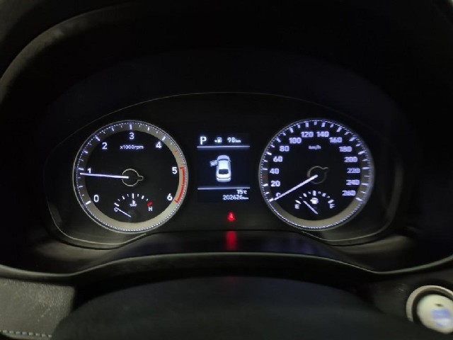6101001997R6.jpg