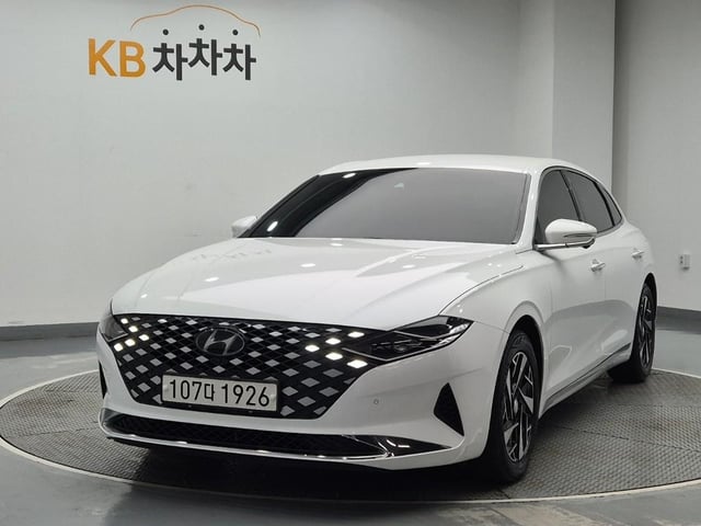 6101001676R1.jpg