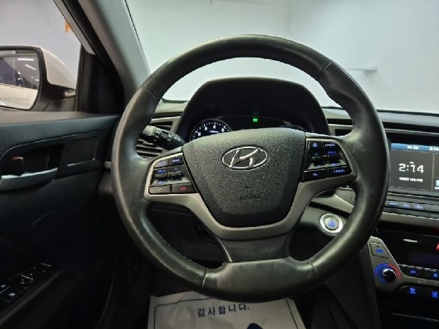 6101501134R9.jpg