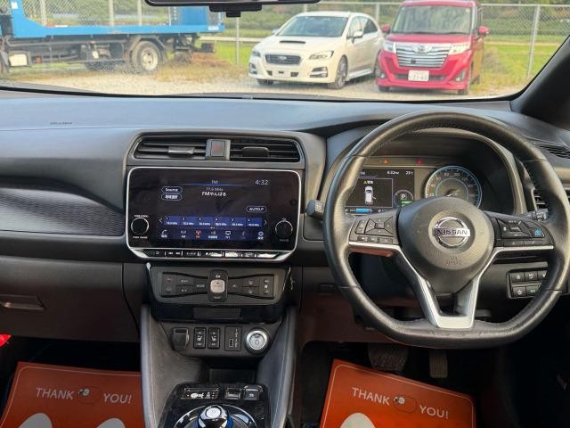 0805229A30260925W00114.jpg