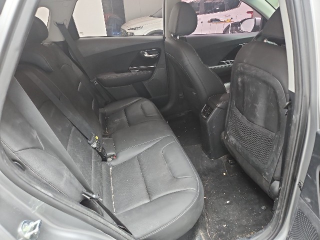 lotterental_164844238_xp060_1.jpg