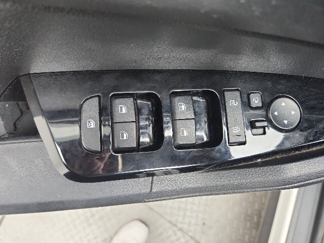 lotterental_215846853_2uiZn_1.jpg
