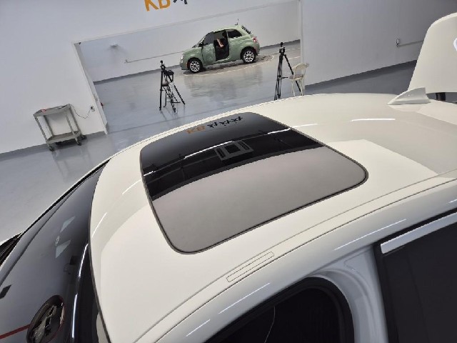6081000216R13.jpg
