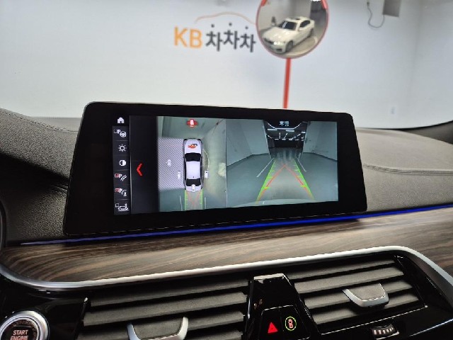 6081000216R15.jpg