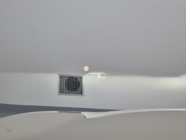 6081000216R17.jpg