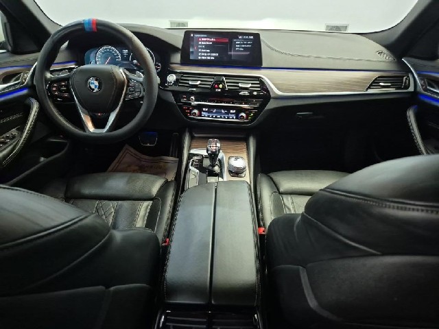 6081000216R7.jpg