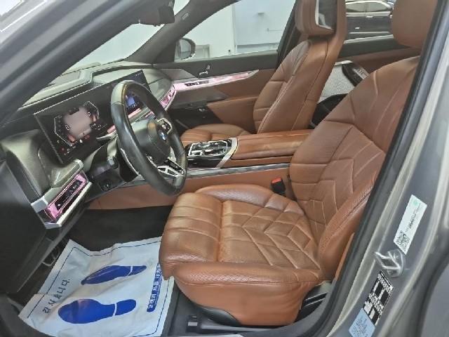6071501743R11.jpg