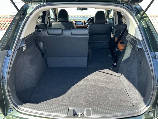 0600169A30261016W00614.jpg