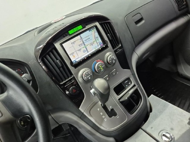 6061500762R10.jpg