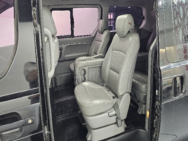 67d02689ebce0d4745a63b3a3ca660bb.jpeg