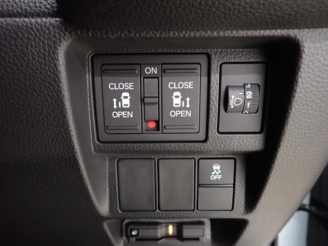 0509002A30261016W00705.jpg