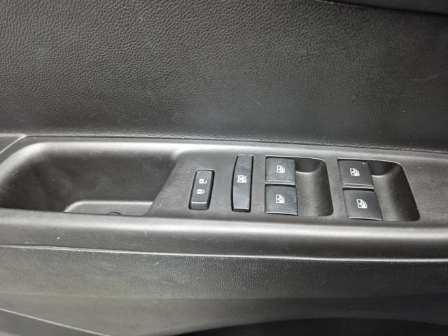 6031000126R15.jpg