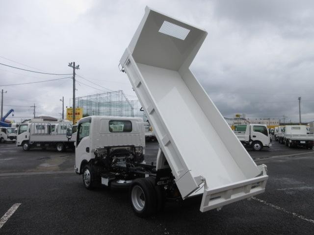 b066d693c291d8f9acd078edc8a05c08.jpg