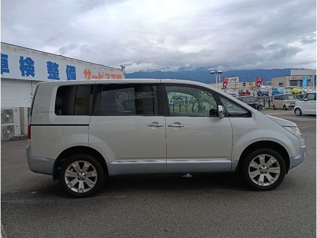 4c9507cdb8a928e779b400410e20365a.jpg