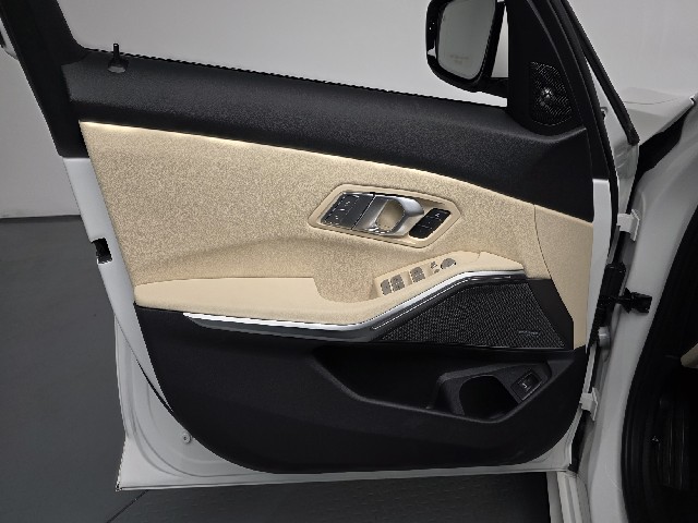 2305d13645b9a6f5dc9621167fbb40b8.jpeg