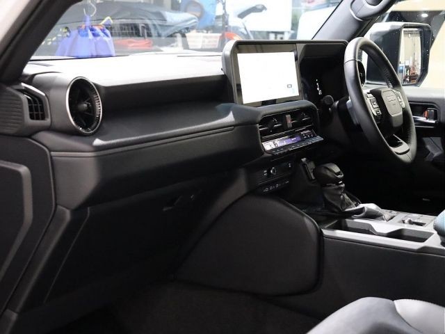 76a4aa27d694832b7c5ecaf47bac205c.jpg