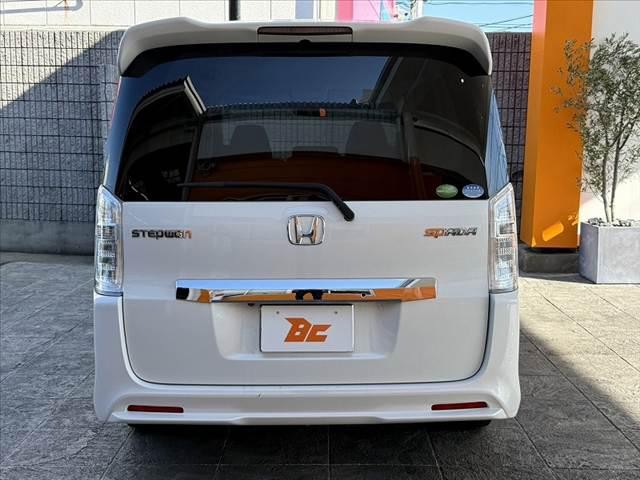 05cc575d80286cb06915fa96d73671bf.jpg