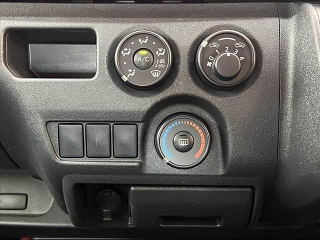 6ff15cd69a5ee6ba04939ab6e7c89b6e.jpg