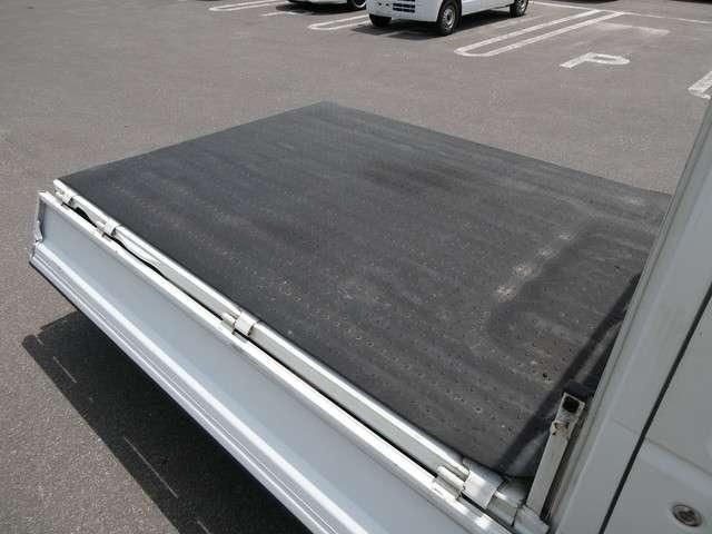 8426e5cc9d3f4cab3a3f9a89b148a539.jpg