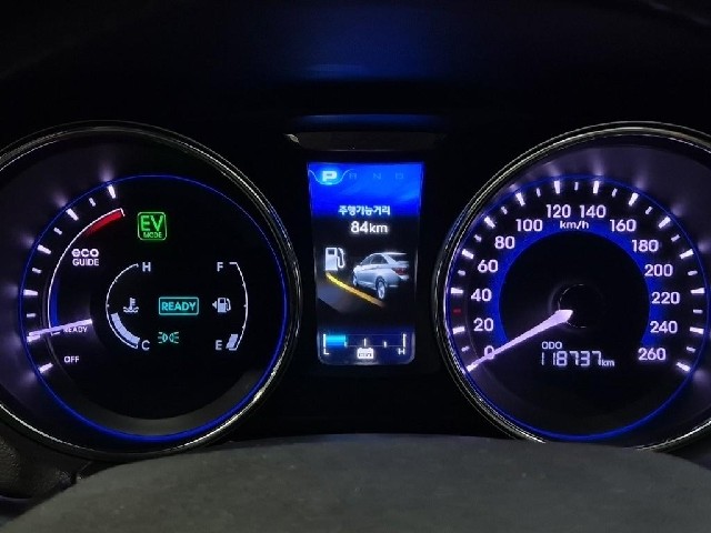 6071502352R6.jpg