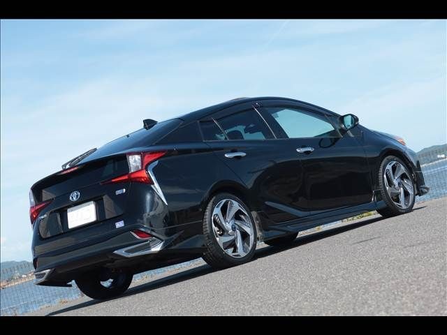 f05e9b94a0bcf350283b67cf07cb18e8.jpg