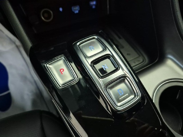6081000483R8.jpg