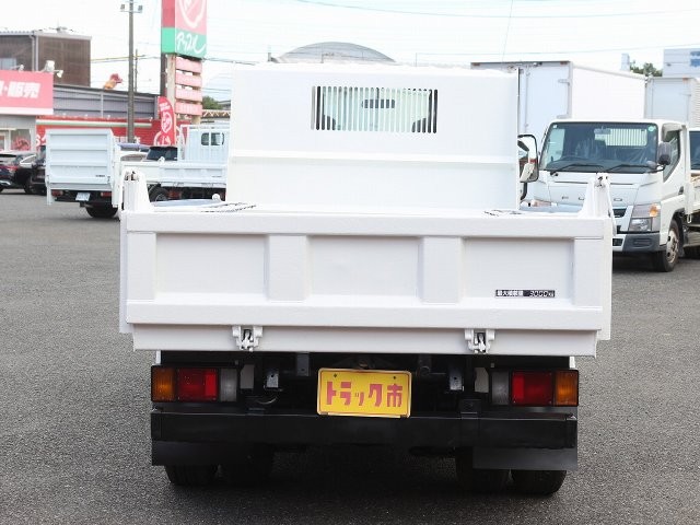0e527d310d1725960aa623dd28521aea.jpg