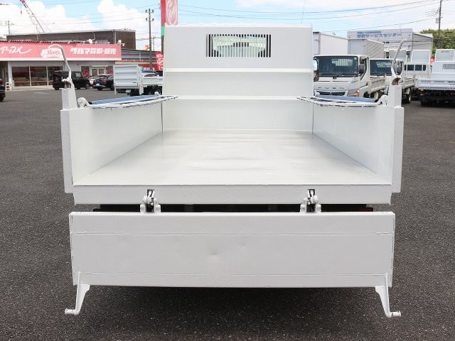 f39e4508f51cc7e3fc26eb9e47b952b0.jpg