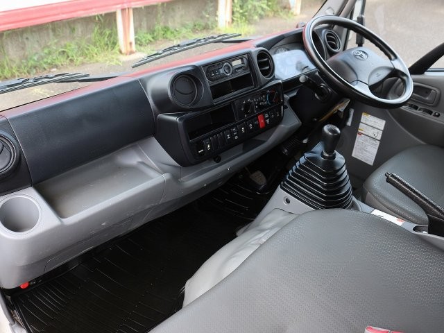 2b5deda716f815eeaa6c87d88bf27b90.jpg