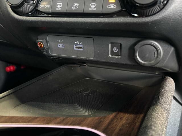 3000694A30261015W00217.jpg