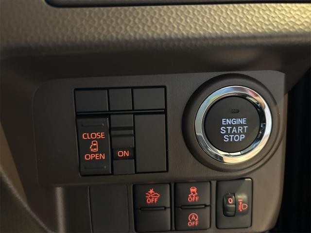 0710232A30261016W00108.jpg