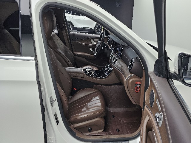 e4051ebdf07fd4bf650e2f57f7e3cf96.jpeg