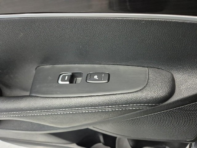 6061000052R19.jpg