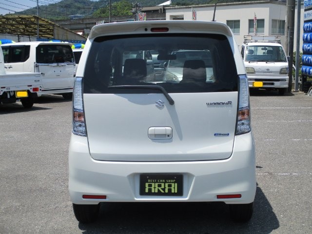 08fa45646e3beaf24947bfa2490f7edf.jpg