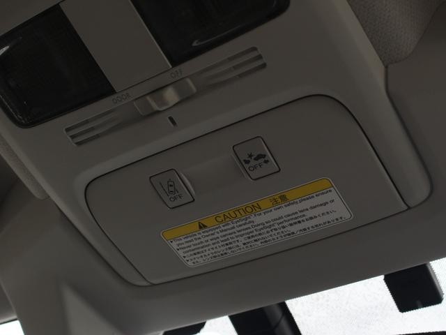 0520046A30260619W00117.jpg