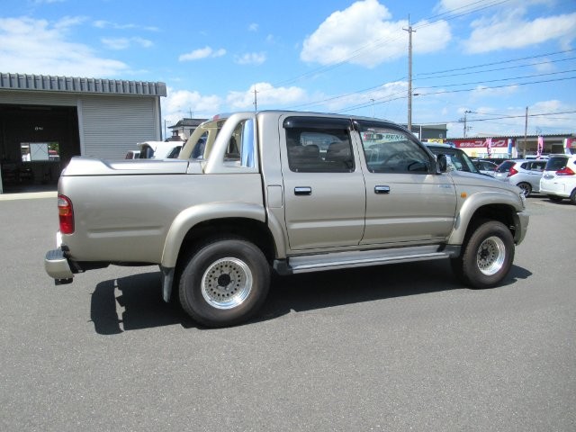 aedf7850e16cdfe2558b21567b48452d.jpg