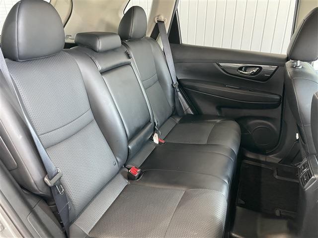 876068f77af5506d37ef6cdf03151eaf.jpg