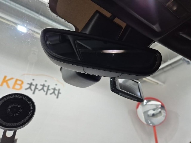 6081000452R16.jpg