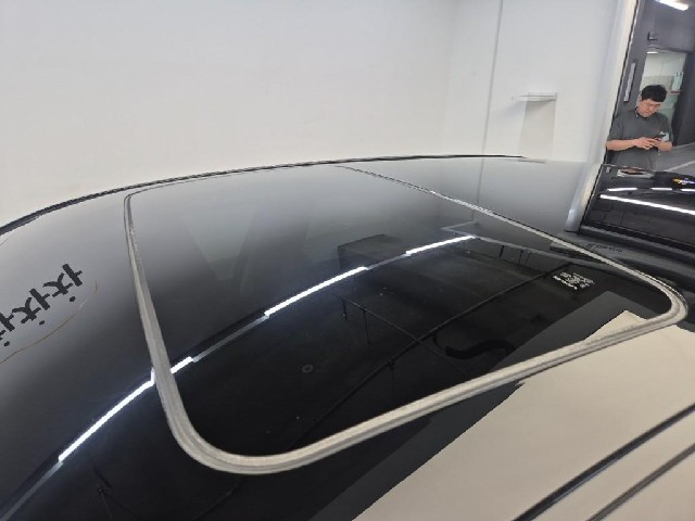 6081500329R13.jpg