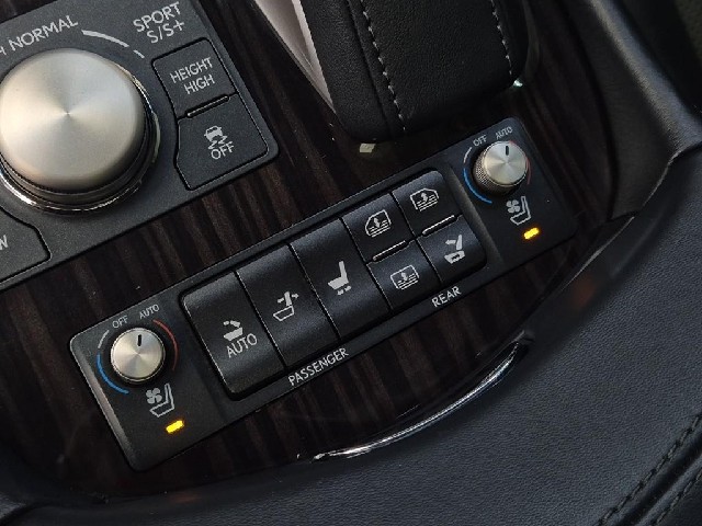 6081500329R17.jpg