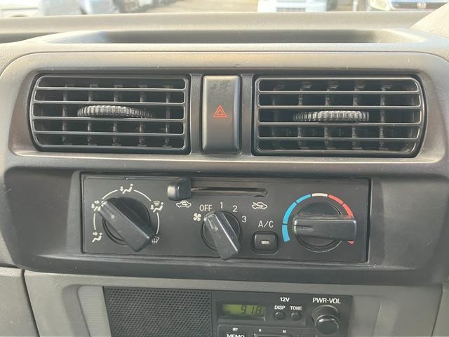 0903914A30260925W00112.jpg