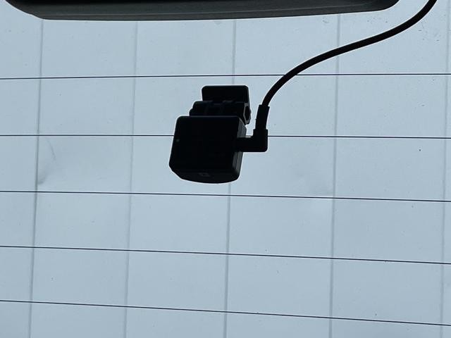 0500068A30261019W00317.jpg