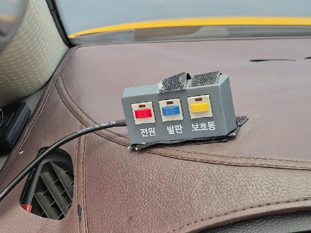 6081500464R18.jpg